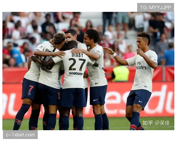 法甲联赛赛季过半，巴黎圣日耳曼展现冠军相